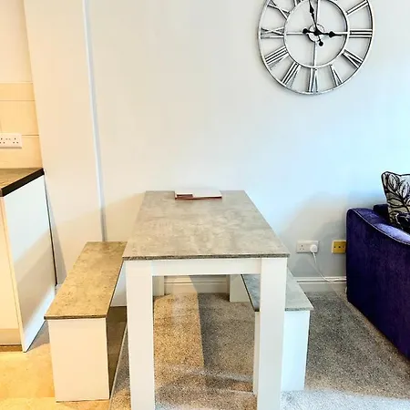 Comfortable City Apartment Derby Exterior photo